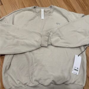 ALO Yoga Accolade Crewneck- Bone